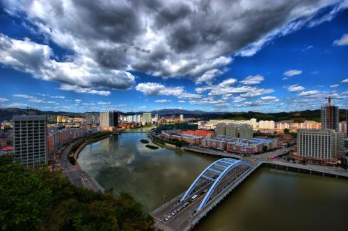 承德，励志之城的自信与成就之源